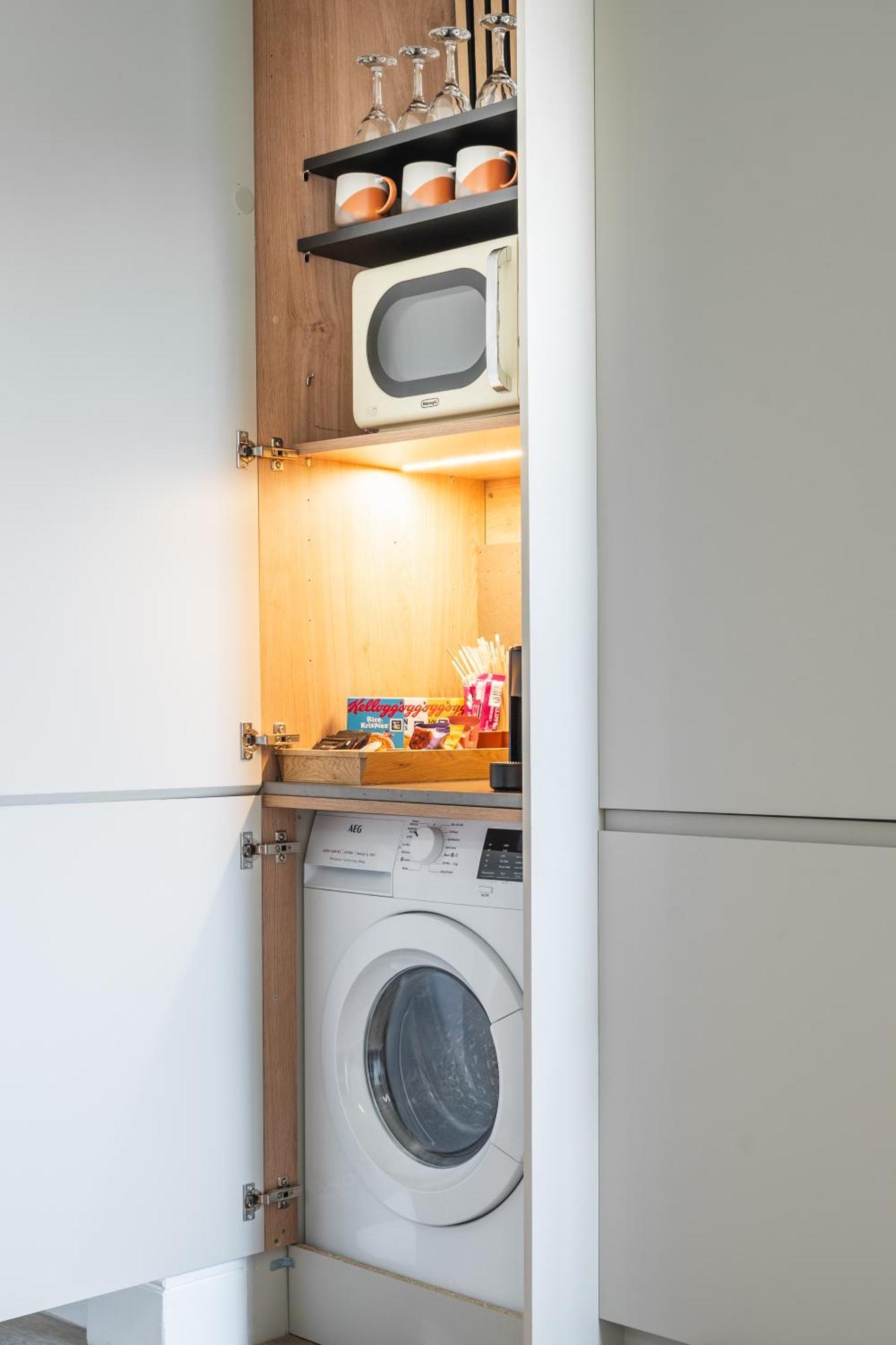 Newly Designed, 2Br Apt, 5Min From Northwood London Tube Station, Nato Hq, Ideal For Wembley, Warner Studio, Contractors מראה חיצוני תמונה