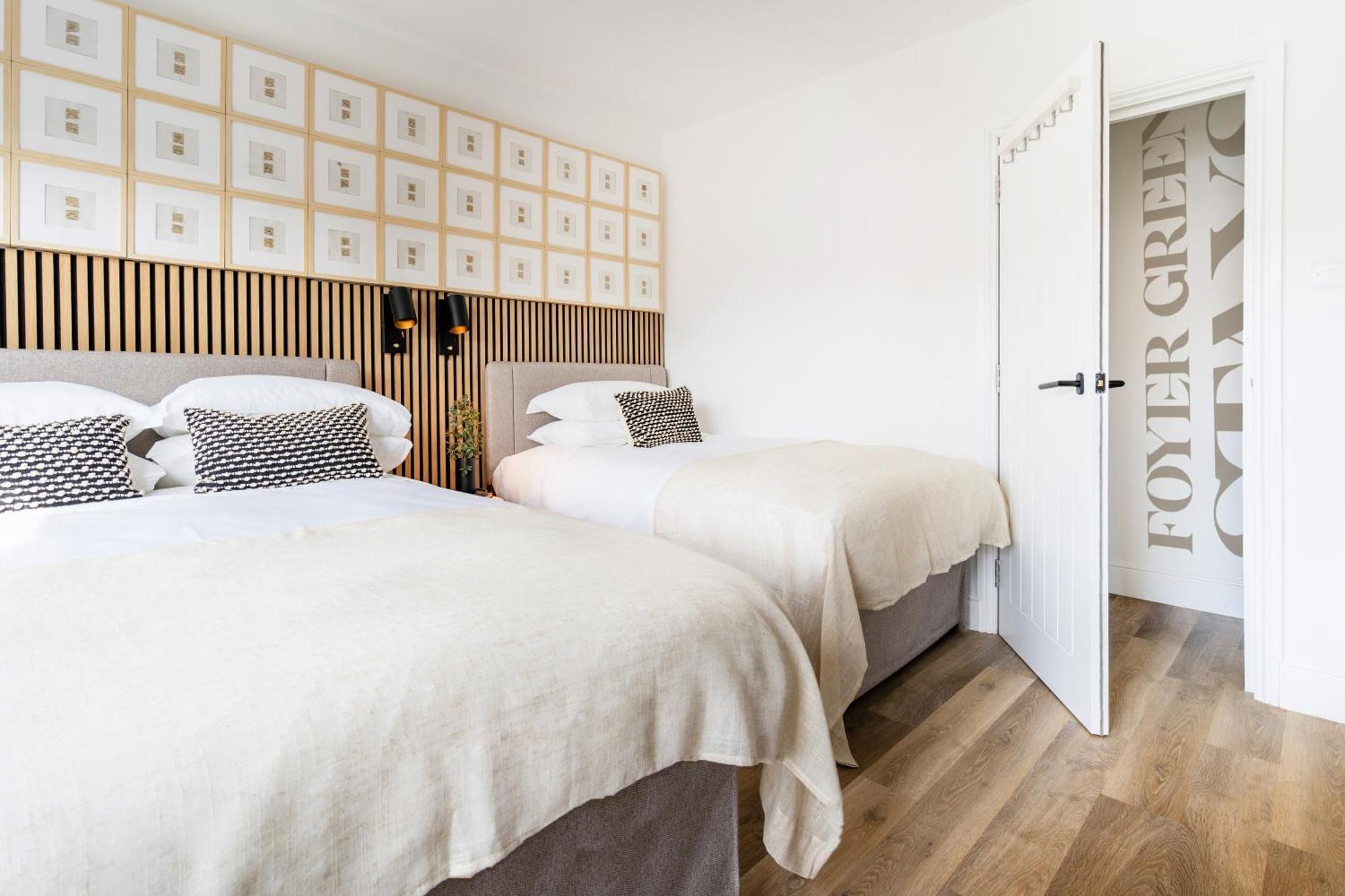 Newly Designed, 2Br Apt, 5Min From Northwood London Tube Station, Nato Hq, Ideal For Wembley, Warner Studio, Contractors מראה חיצוני תמונה